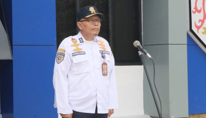Apel Pagi KSOP Pulang Pisau, Pimpinan Tekankan Disiplin Kinerja dan Adaptasi Cepat Pegawai
