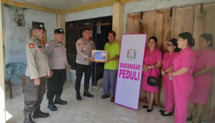 Sang Pengayom, Chergly Sarite, S.Pd, Sosok Kapolsek Tahuna Yang Tegas dan Dekat Dengan Masyarakat