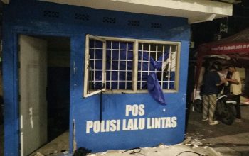 Aksi Unjuk Rasa di Jakarta, Dua Pos Lalu Lintas dan Lima Truk Rusak di Wilayah Polsek Palmerah
